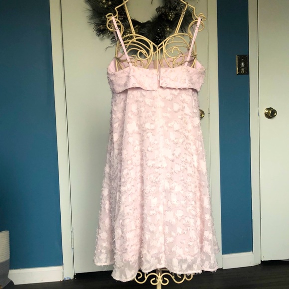 Clover and Sloane flowy, fuzzy light pink mini - Picture 3 of 4